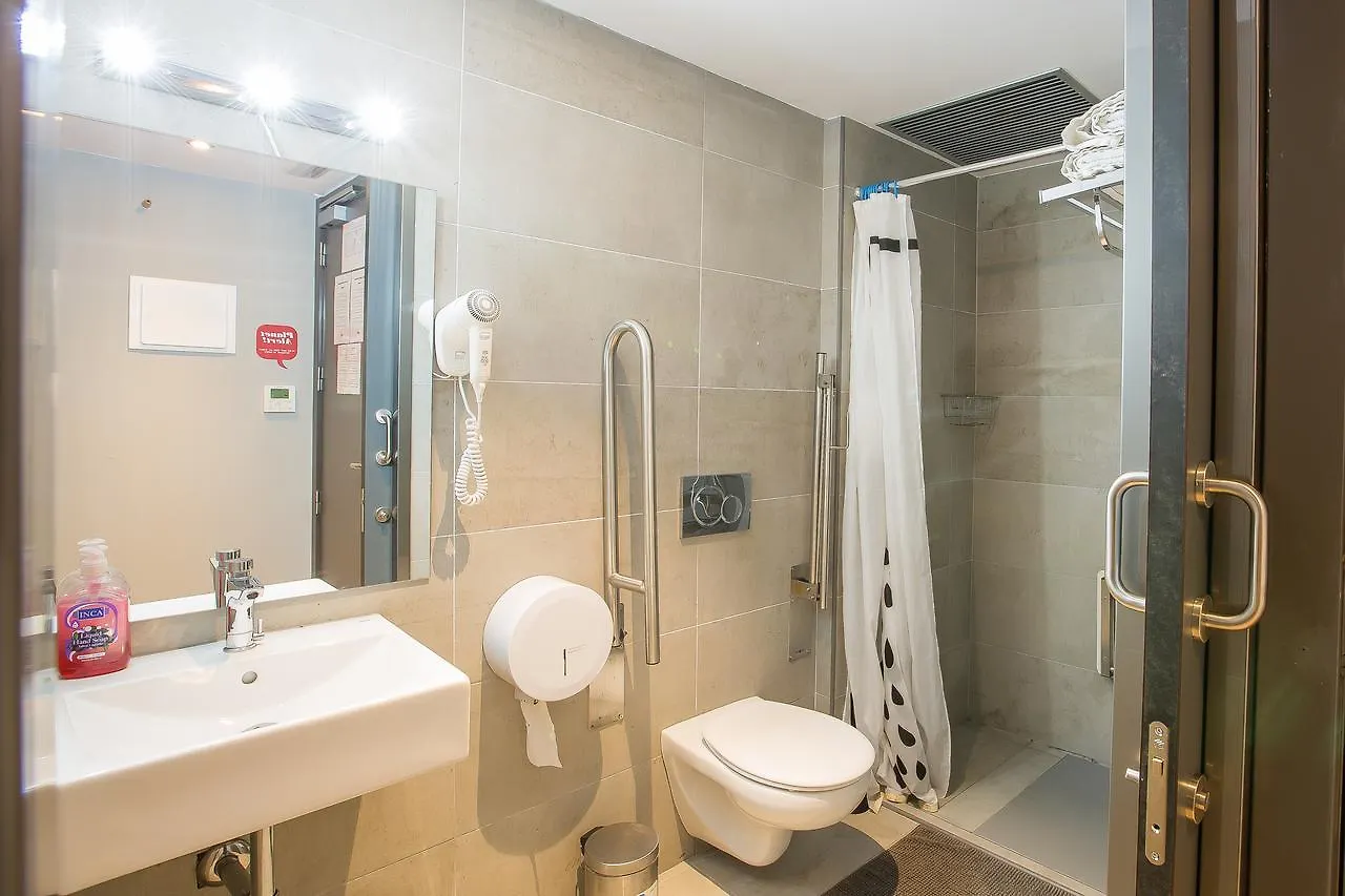 Yeah Barcelona Hostel