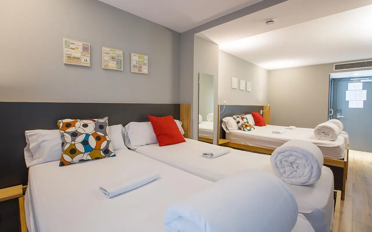 Yeah Barcelona Hostel